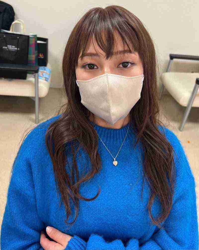 川口春奈、“オン眉ぱっつん”新髪型披露も…高級腕時計にファン注目「目が行く…」