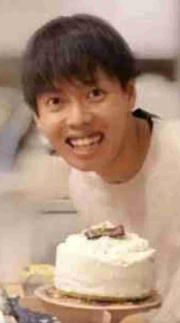 元モー娘。紺野あさ美さん、イケメン夫を顔出し！幸せ家族ショット「幼かったこんちゃんが立派なお母さん」