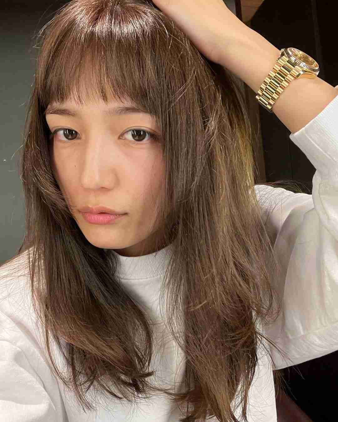 川口春奈インスタ“超高級腕時計”騒動の余波…庶民キャラがセレブの仲間入りかとファン落胆