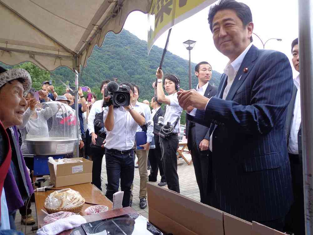 三原じゅん子議員｢走行距離課税｣が税制大綱に盛り込まれなかったと報告｢車社会なので助かりました｣安堵の声も