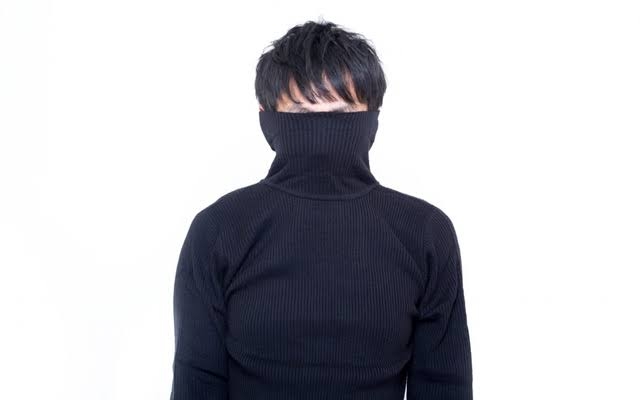 ハイネックで顔デカ・太見えしてない?スッキリ着るコツがあった