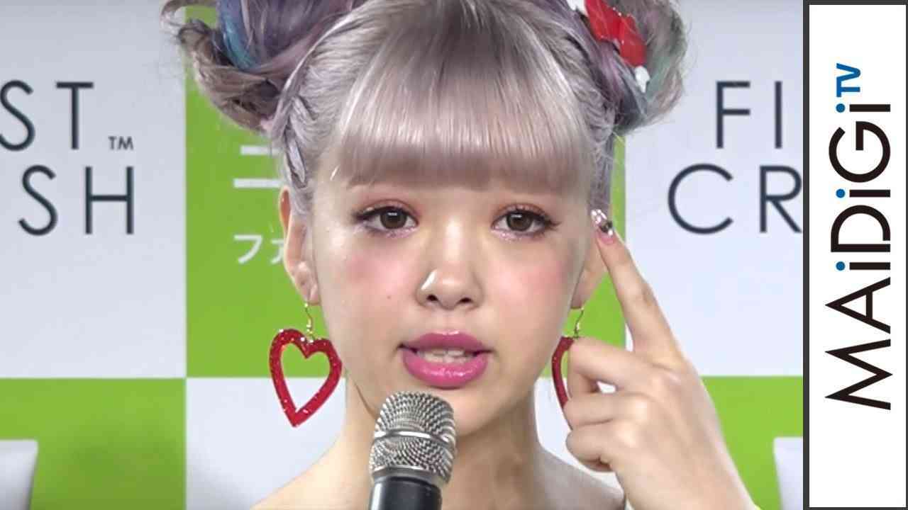 藤田ニコル:“盛れるブラ”姿で美ボディー披露 「ピーチ・ジョン」の新作ビジュアル公開