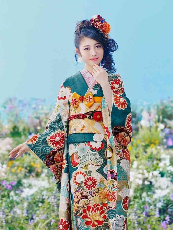 有名人の成人式の画像