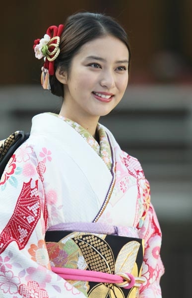有名人の成人式の画像