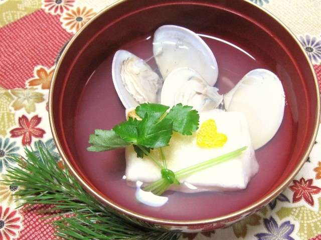 内山理名、正月の手料理が見事！いくら入り雑煮など…しめ縄も超おしゃれ