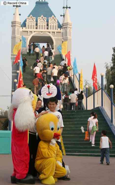 東京ディズニーリゾート、4月1日以降パークチケットに関するルールを変更　TDLからTDSなど入園パークの変更が不可に