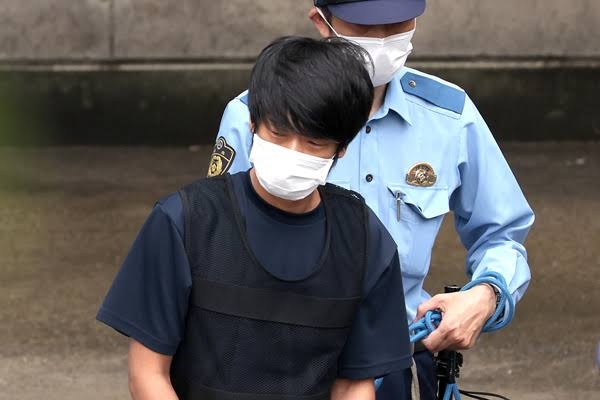 「総理にもぜひ来てほしい」大晦日、食料配布に長蛇の列…コロナ禍で「女性と若者が増えた」