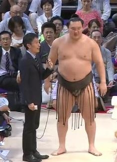 NHK男性アナを逮捕　20代女性アナ宅に“侵入”…取り押さえられると3階から“飛び降り” 