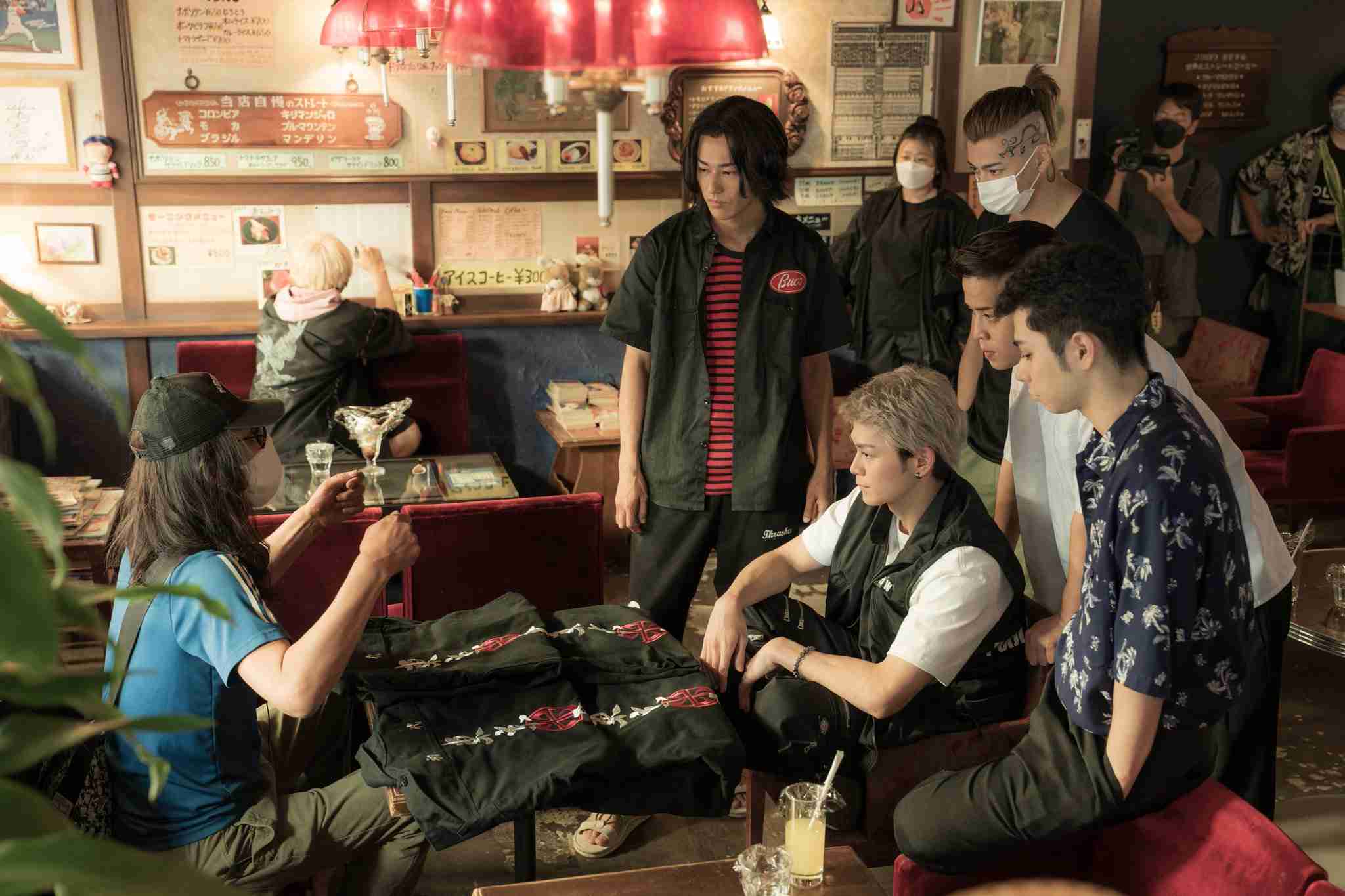 吉沢亮　顔真っ赤のほろ酔い誕生日報告「29ちゃいになりました」に　「カワイイ」「眼福」の声