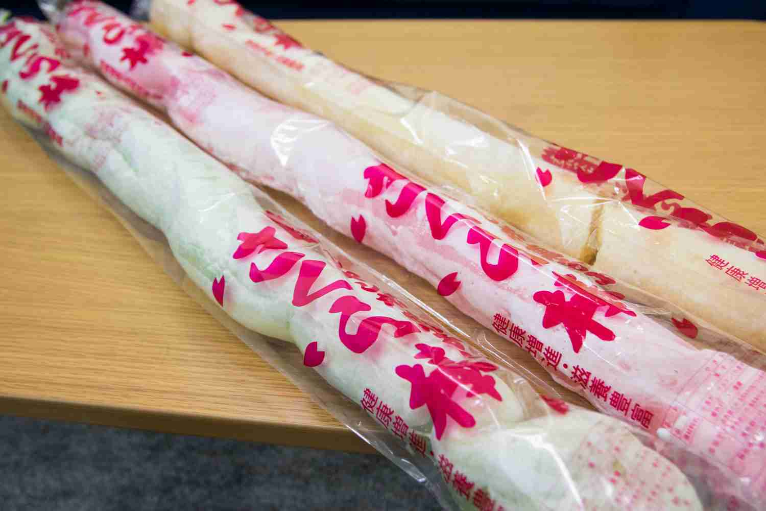 今からお母さんおやつを買いに行くけど