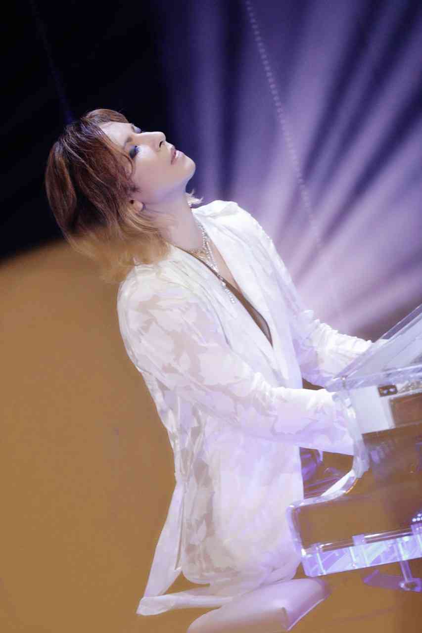 Toshl“YOSHIKIへの叫び”報道歌詞の原案にあった《遅延 永遠 モウ 絶縁》