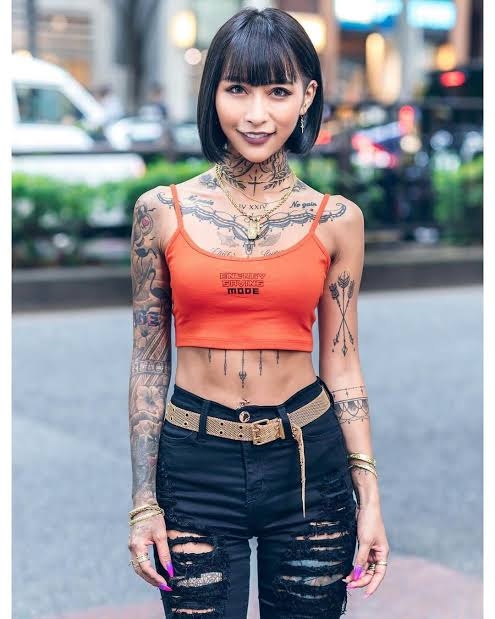「タトゥーを威圧に使うなよ」「キモすぎて震えた」　元セクシー女優「刺青チラ見せドヤ顔サウナ客」に激怒