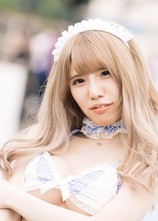 「整形して人生変わった」　人気インフルエンサーがビフォーアフター公開...激変ぶりにファン騒然「別人やん」