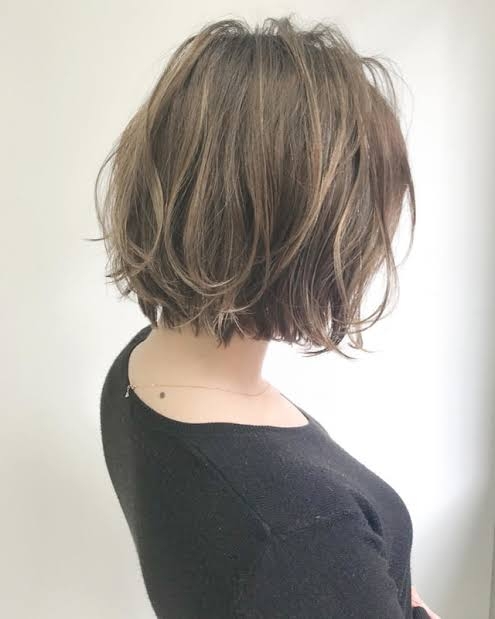 (美容室)ハイライトが気になる💇‍♀️ 