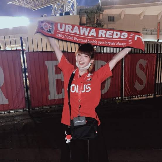 元NGT48・荻野由佳、浦和レッズ・松尾佑介との熱愛報道で掘り起こされる“匂わせ投稿”の数々に「ドン引き」「応援する気が失せた」深刻なファン離れに追い討ち