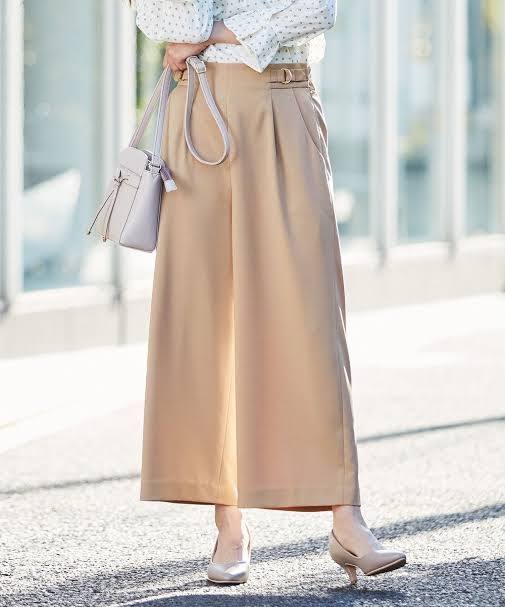 ワイドパンツが好きな人👖