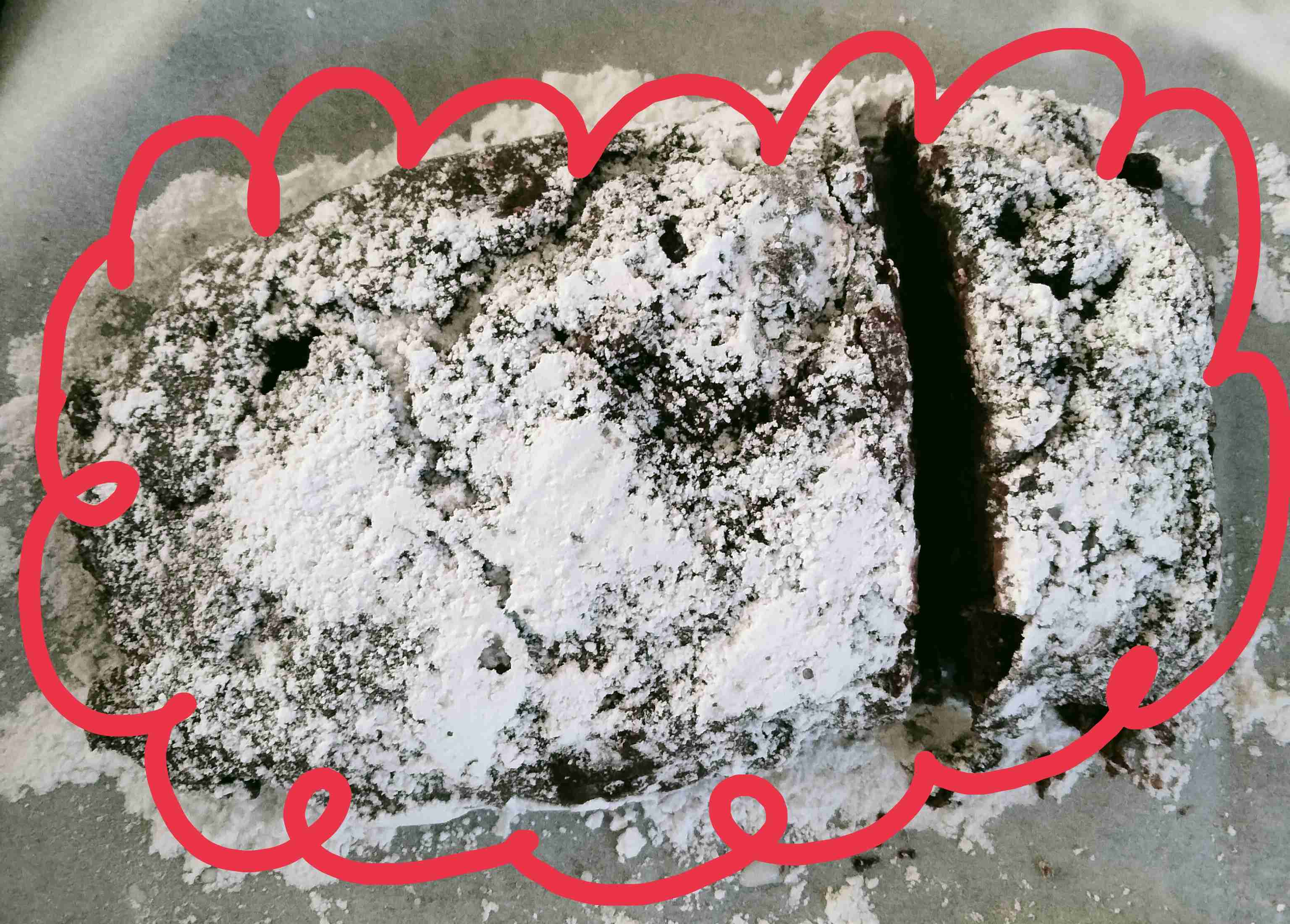 バレンタインデーへ向けてお菓子を手作りする人～！