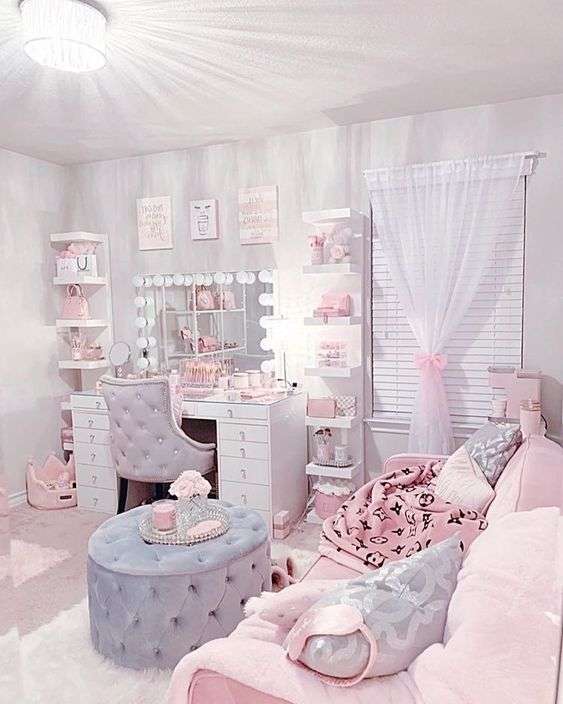 【画像】女の子らしい部屋 インテリアが見たい