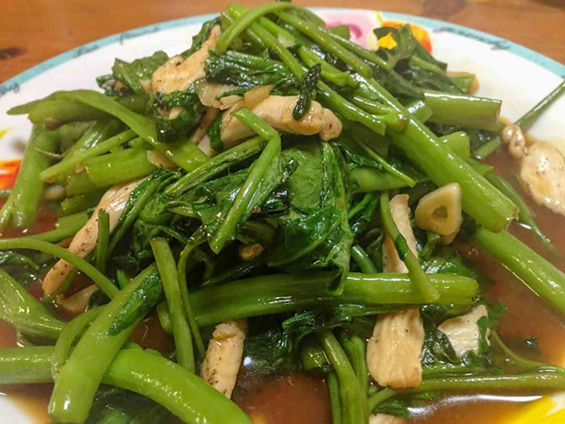 本格中華食べ放題、何食べる？
