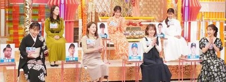 板野友美　FENDI鞄が光る「強め」私服に「キター！」「やっぱ最高似合う」とファン絶賛