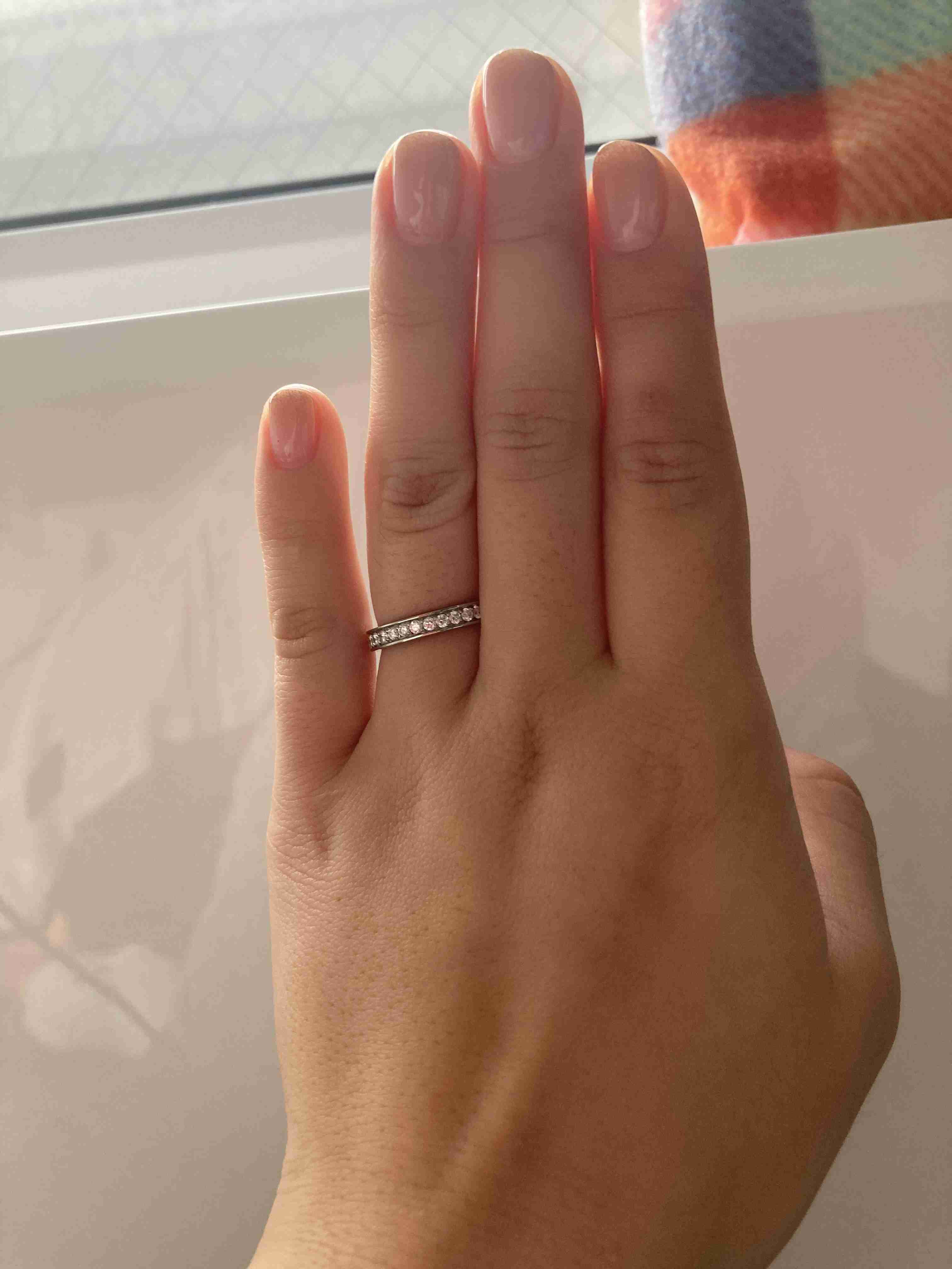 みんなの婚約指輪見せて!(結婚指輪も可)