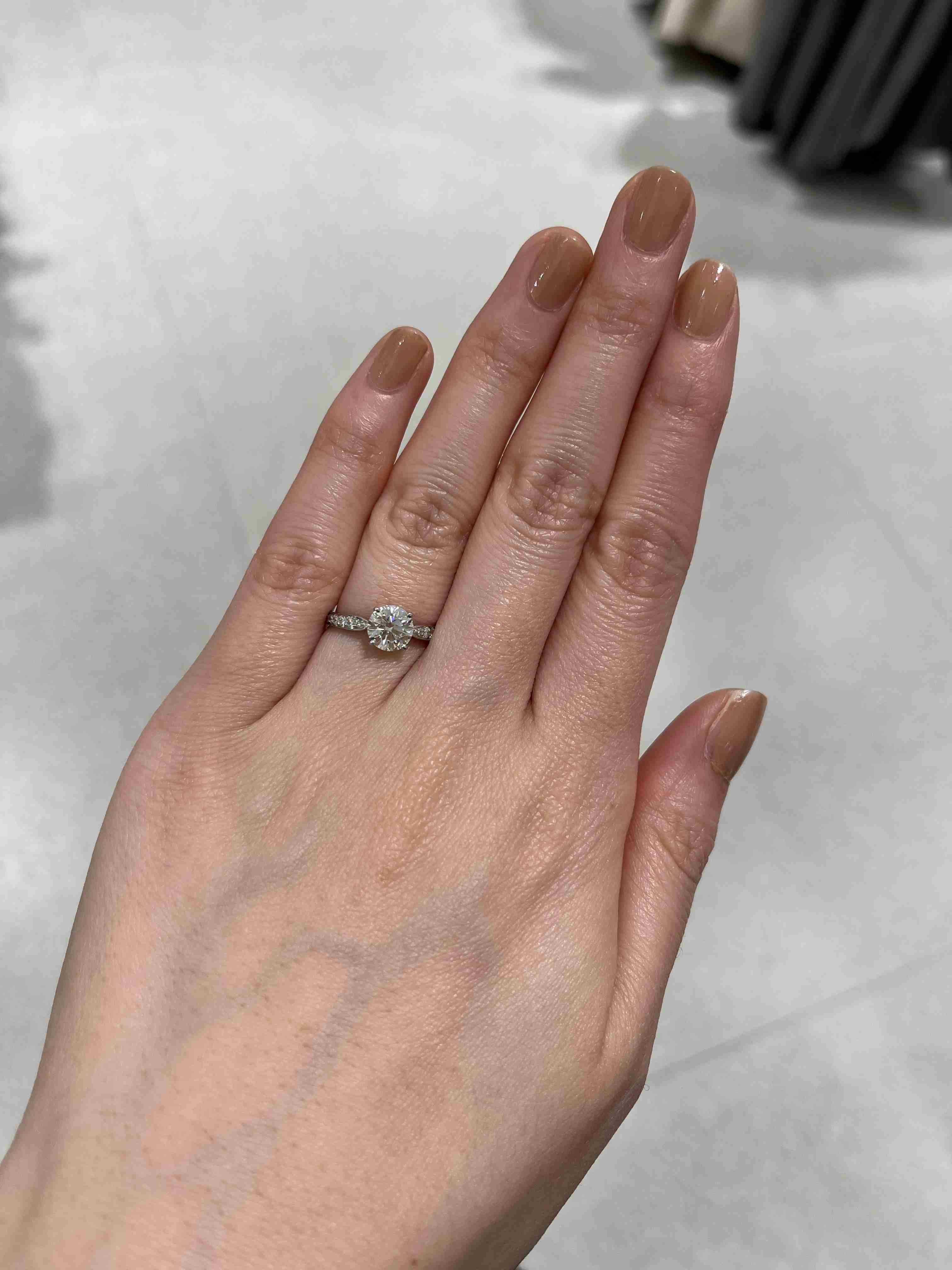 みんなの婚約指輪見せて!(結婚指輪も可)