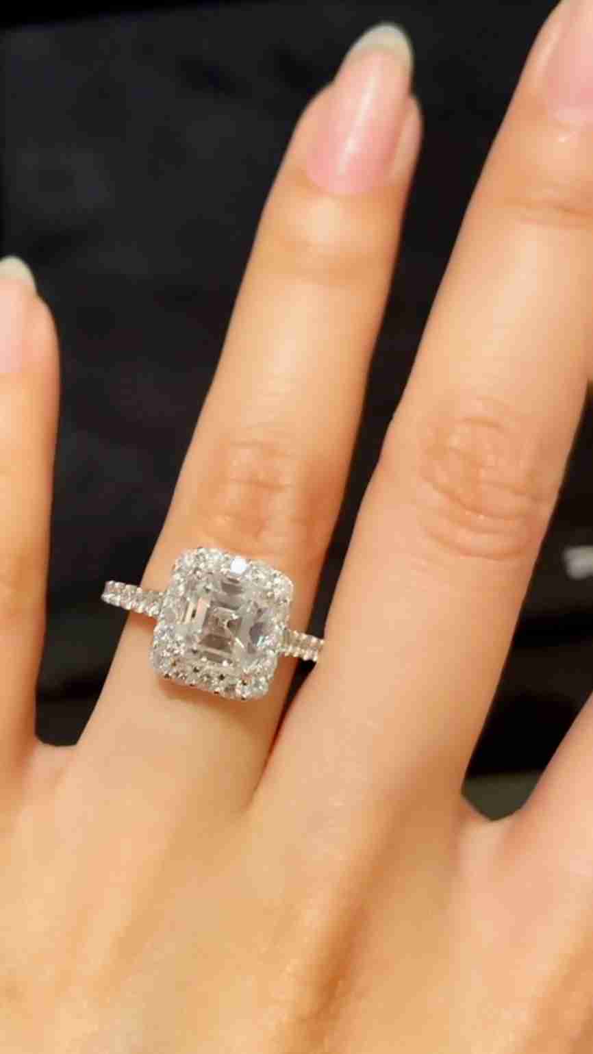 みんなの婚約指輪見せて!(結婚指輪も可)