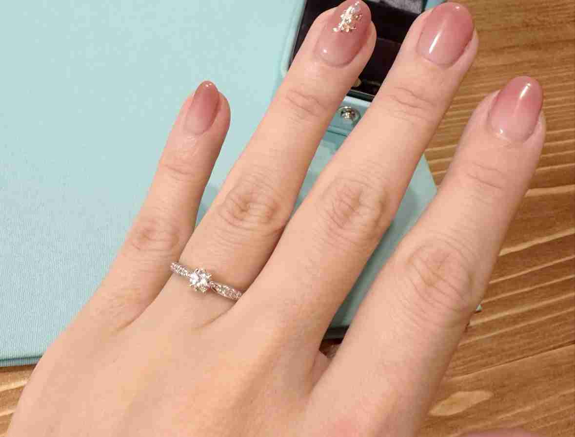 みんなの婚約指輪見せて!(結婚指輪も可)