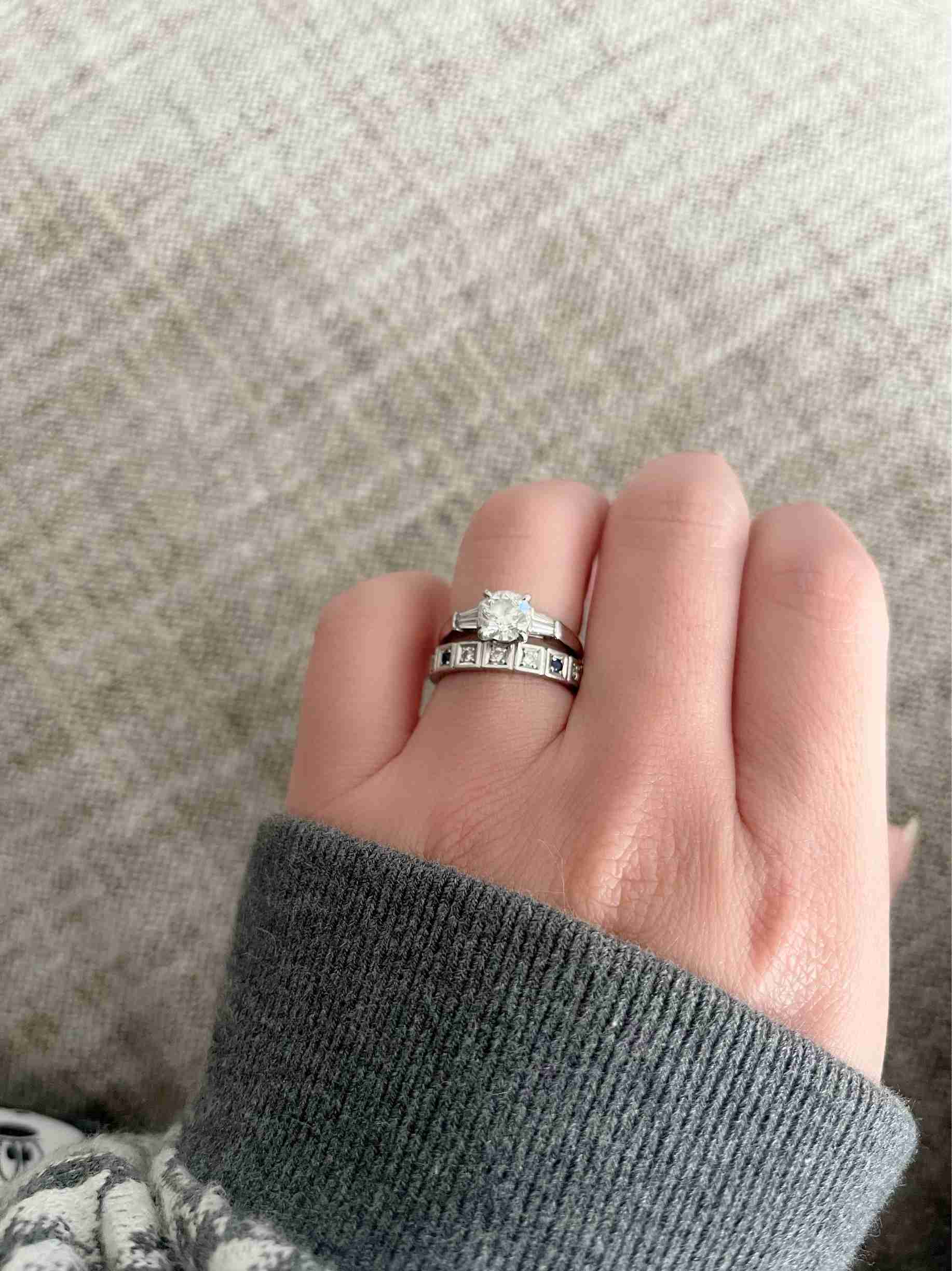 みんなの婚約指輪見せて!(結婚指輪も可)