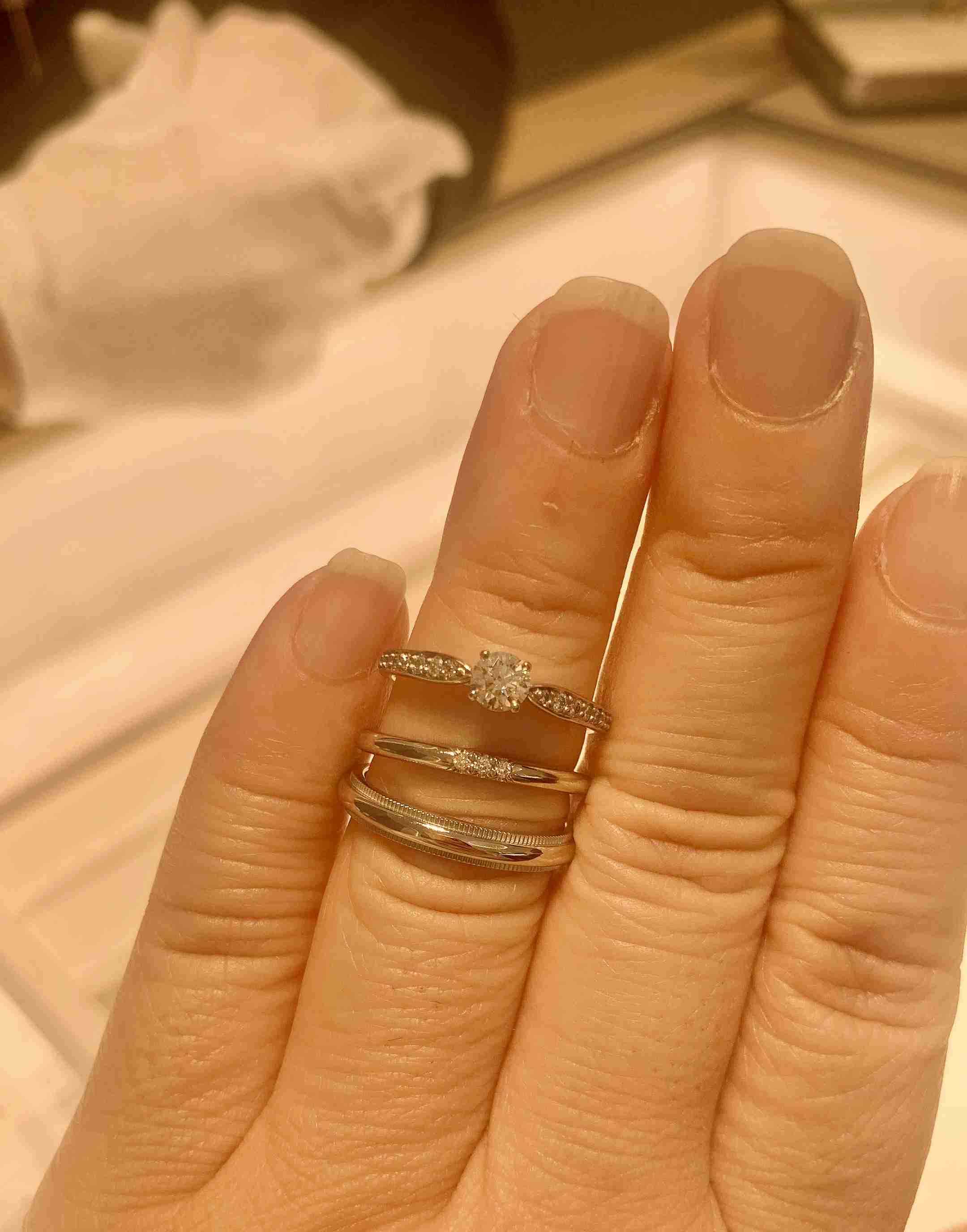 みんなの婚約指輪見せて！(結婚指輪も可)