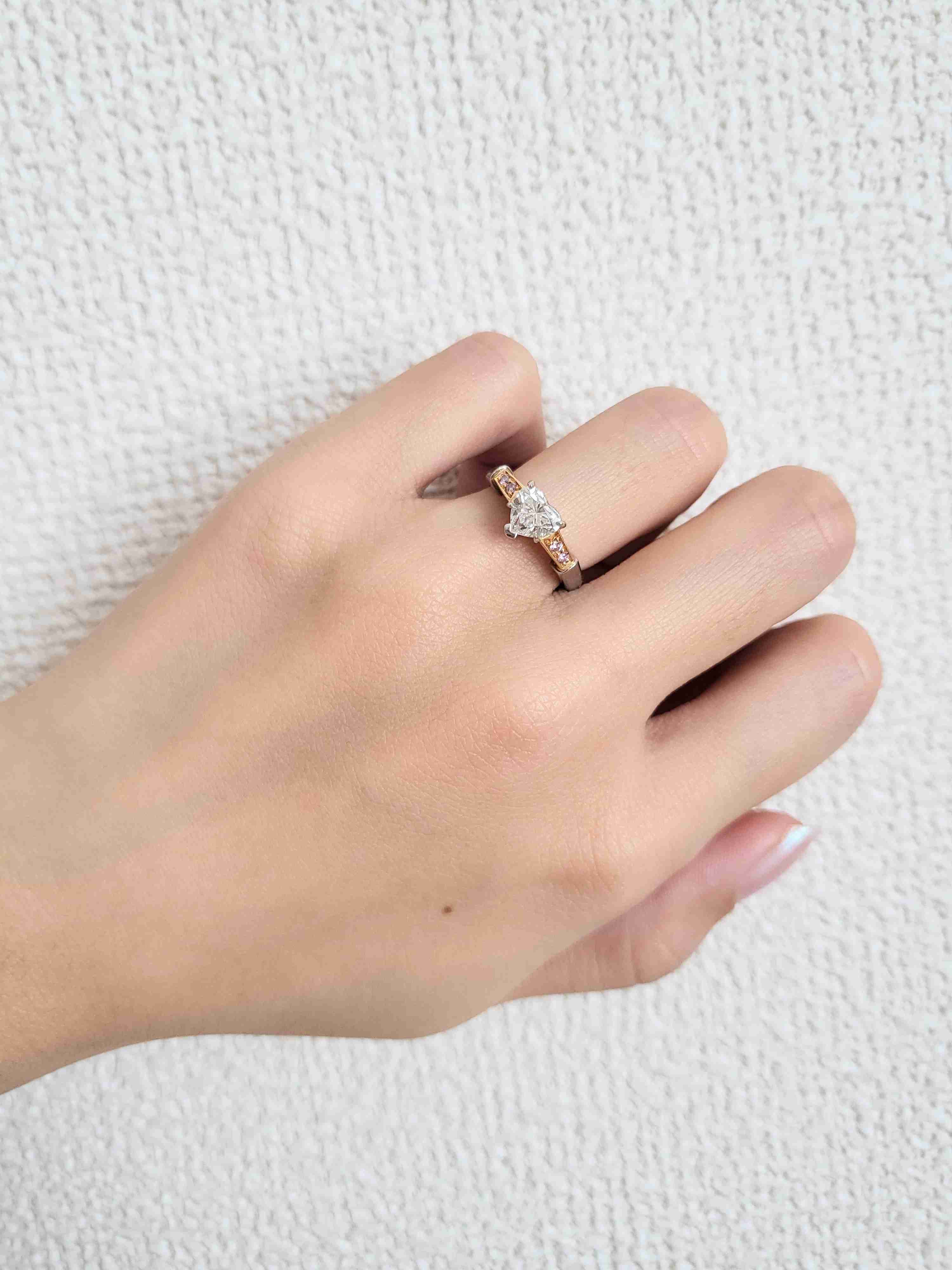 みんなの婚約指輪見せて!(結婚指輪も可)