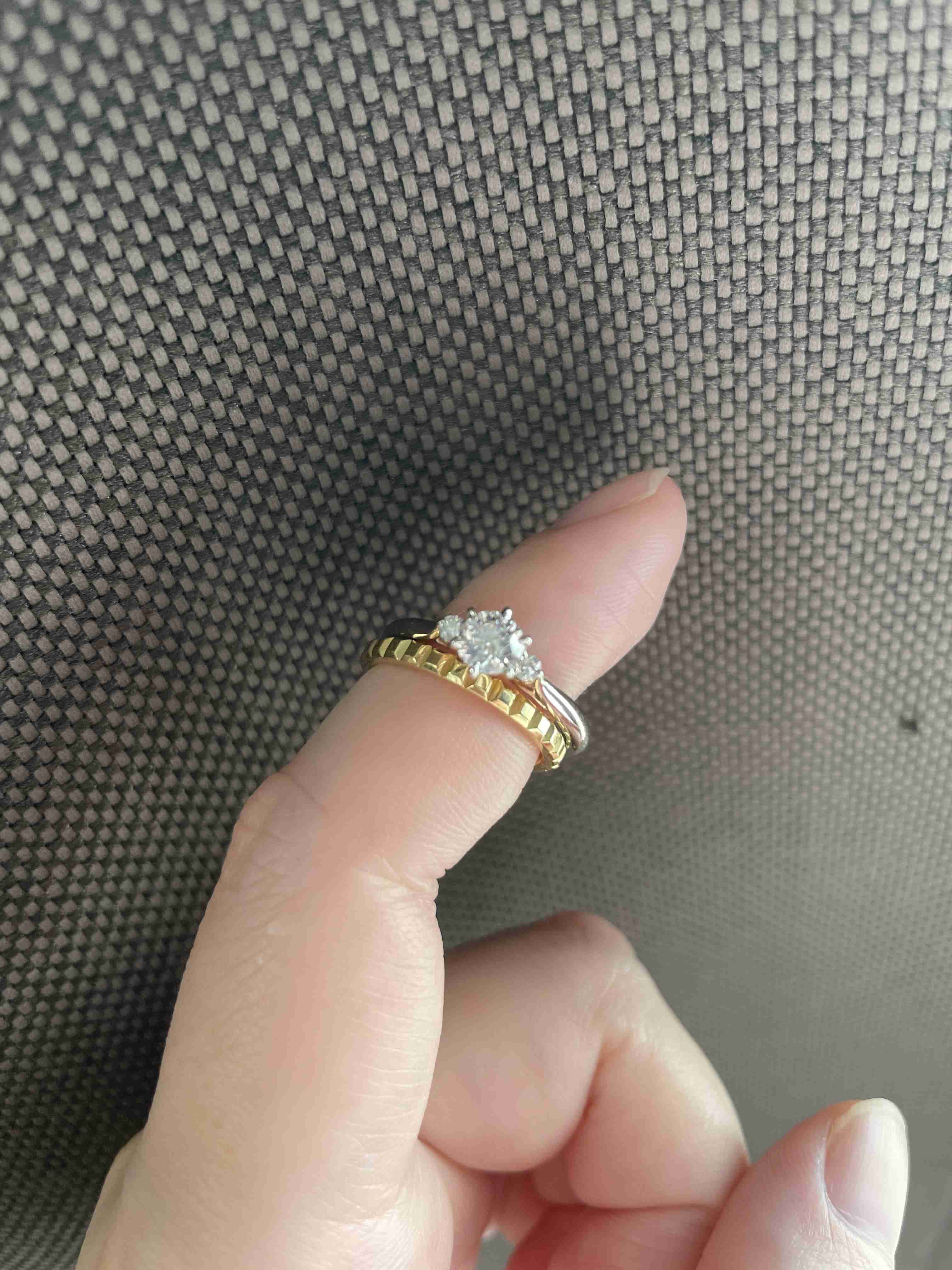 みんなの婚約指輪見せて!(結婚指輪も可)