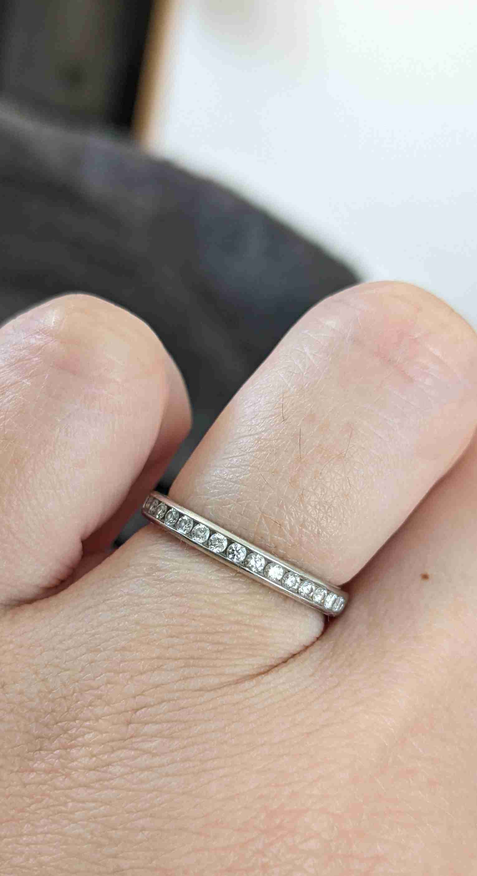 みんなの婚約指輪見せて!(結婚指輪も可)