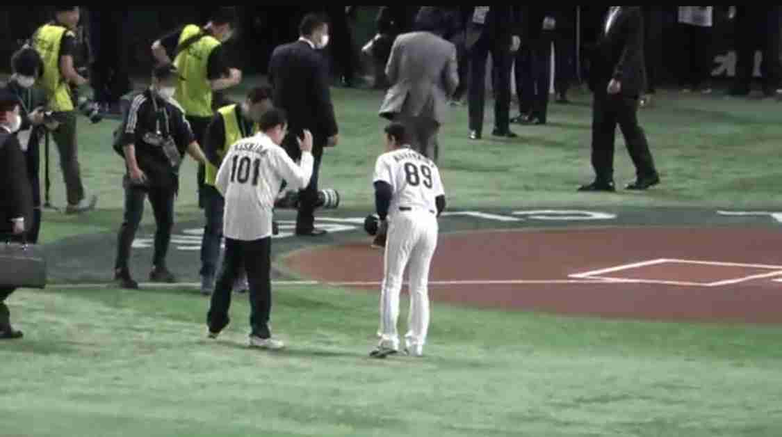 岸田首相　WBC韓国戦を夫婦で