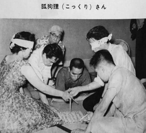 「こっくりさん」で女子生徒28人が救急搬送　保護者らが学校に使用禁止を要請（コロンビア）
