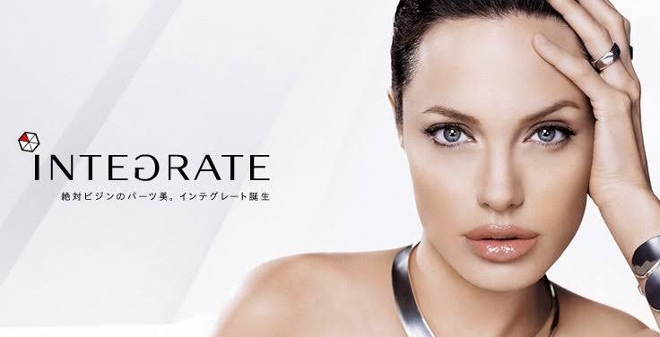懐かしい感じがするメイクやファッション