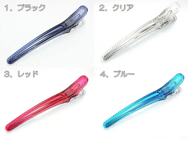 懐かしい感じがするメイクやファッション