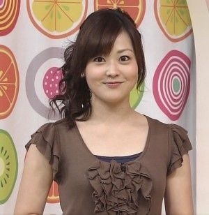 懐かしい感じがするメイクやファッション
