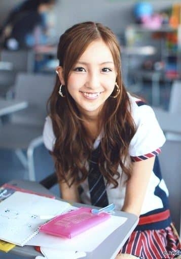 懐かしい感じがするメイクやファッション