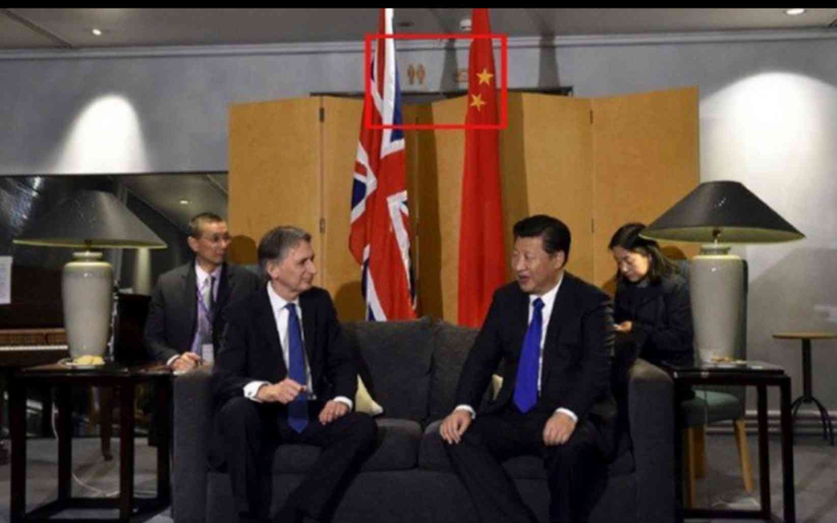 岸田首相、前中国大使の離任面会断る　世論硬化に配慮、異例の対応