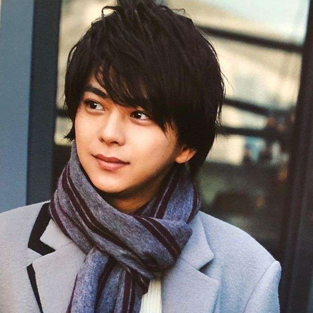イケメンのカメラ目線じゃない画像が見たい！part3