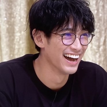 イケメンのカメラ目線じゃない画像が見たい！part3