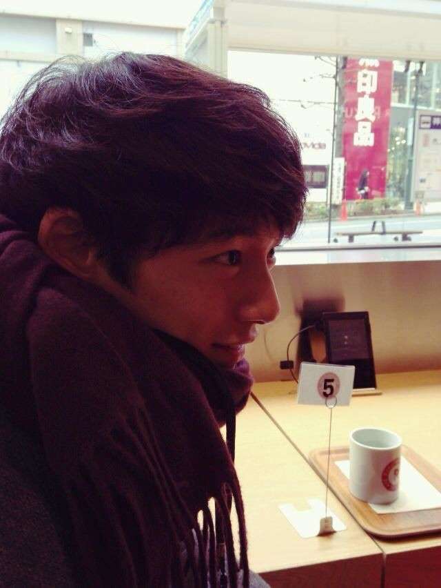 イケメンのカメラ目線じゃない画像が見たい！part3