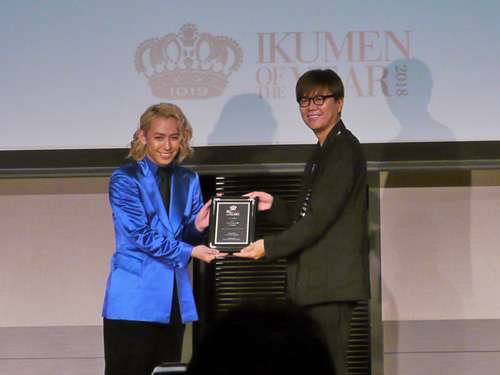 篠田麻里子の離婚発表で「ベストマザー賞」トレンド入り 受賞者〝離婚率高い説〟は本当か