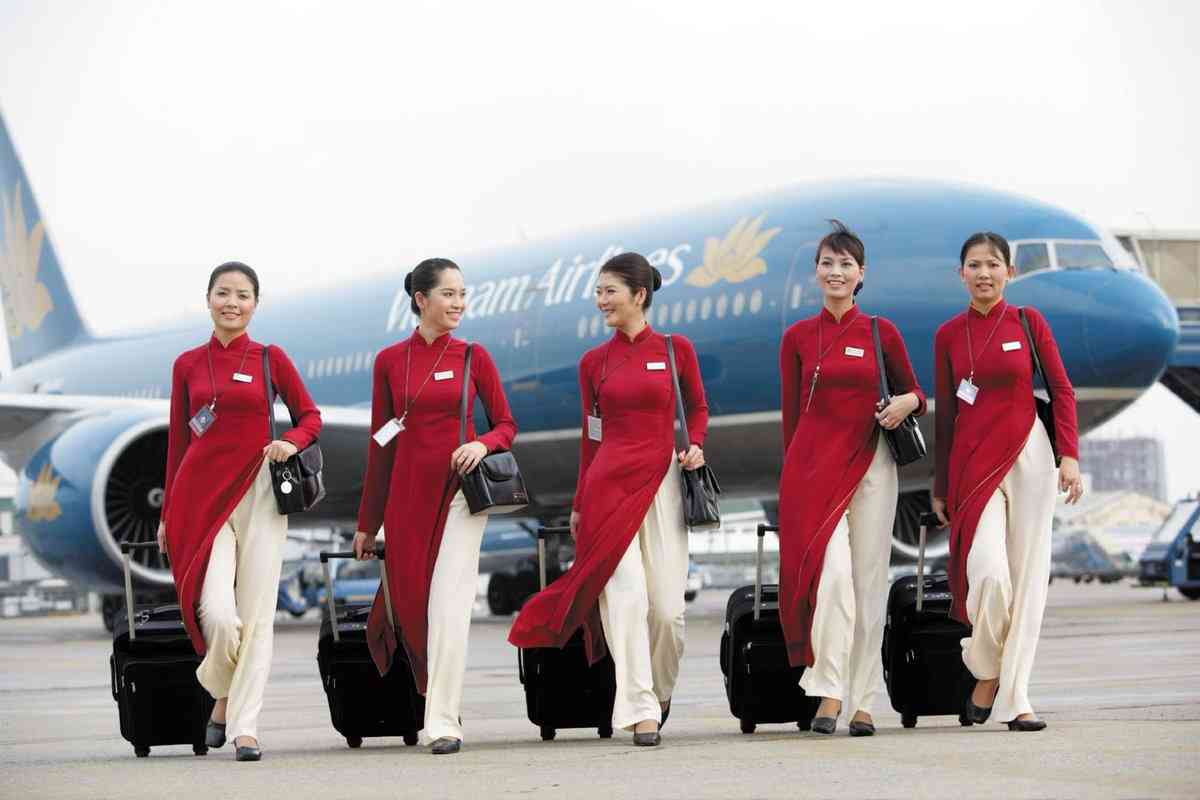 SNSで賛否両論のAirJapan制服、デザインのこだわりは「日本らしさ」