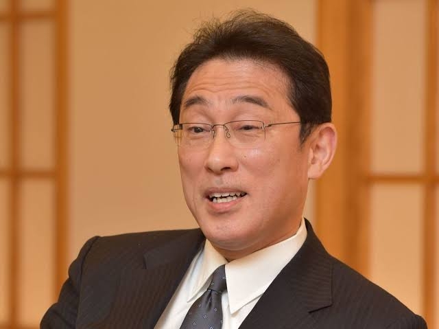 子育てが終わってから老後資金貯める人ー!!