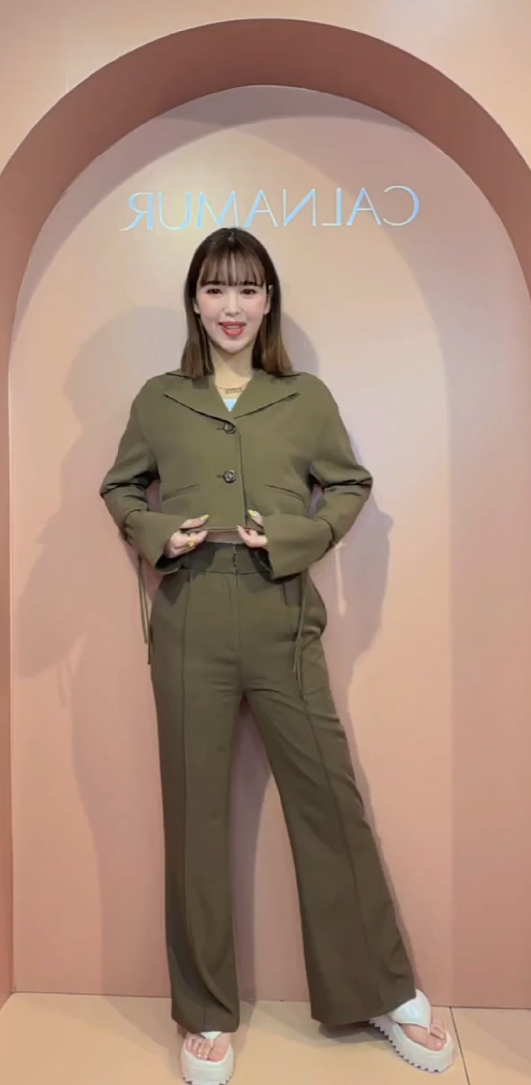 藤田ニコル 恥ずかしいデジタルタトゥーを告白「チューしたプリを普通にSNSに上げてたんです」