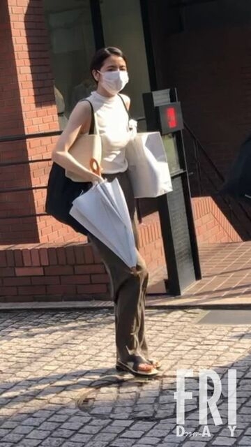 【芸能人】不意に撮られてるのに美しい画像part5