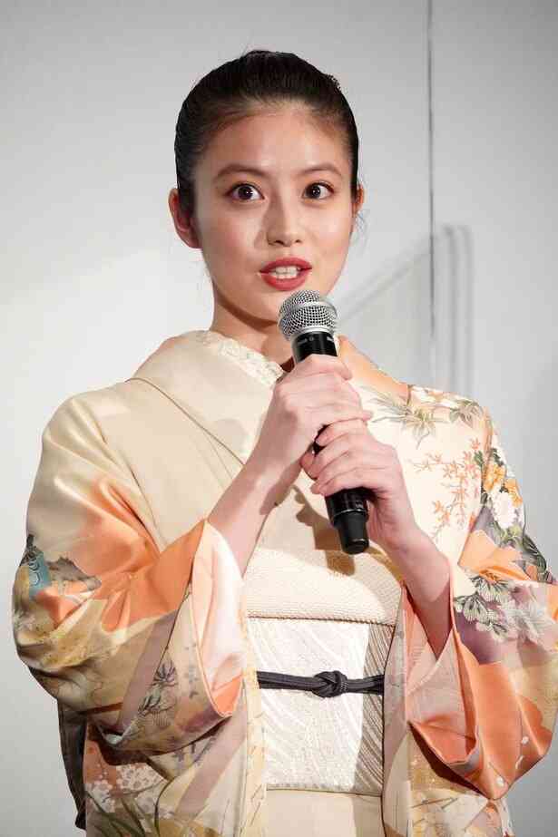 【芸能人】不意に撮られてるのに美しい画像part5
