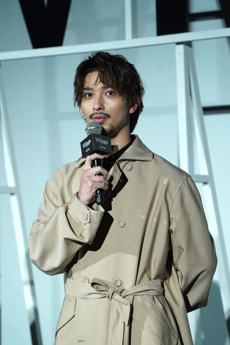 横浜流星、自身の顔は“特徴がない” 自然に上がるまつげは「好きではなかった」